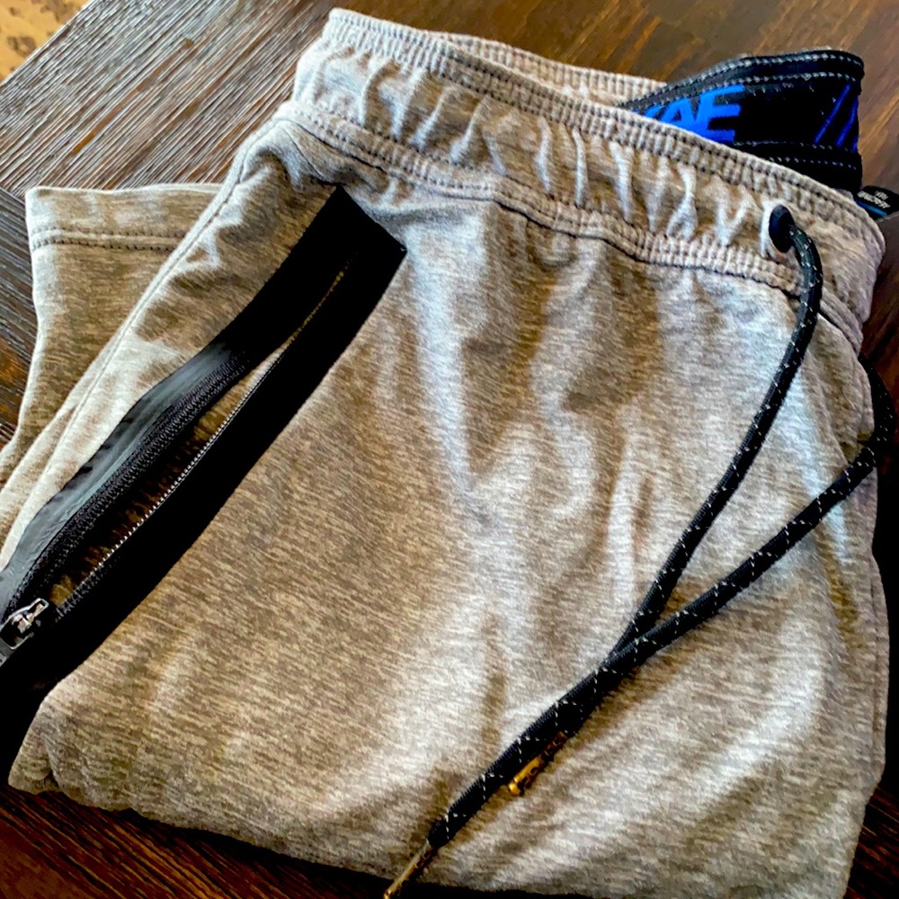 Guys AE shorts